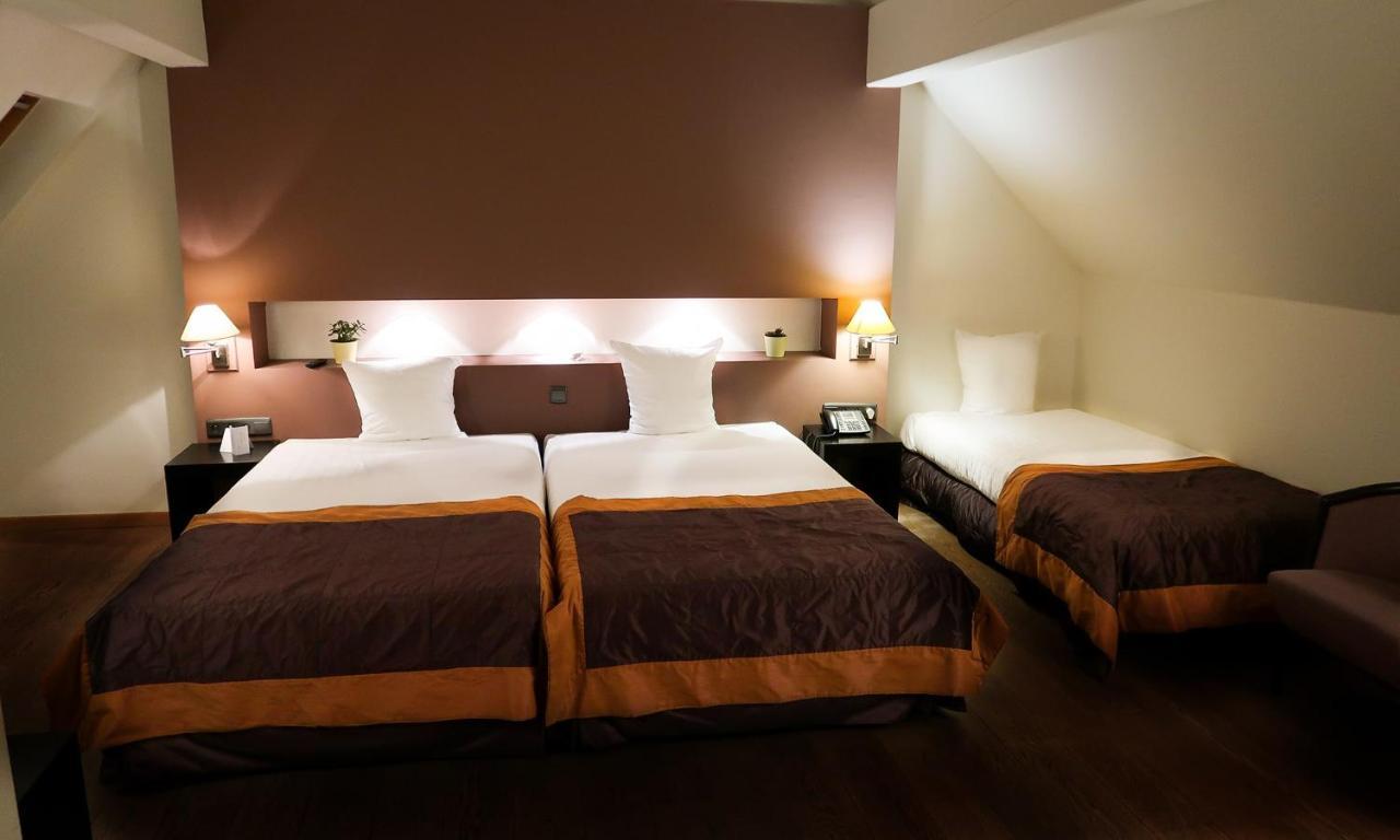 Hotel Van Eyck Маасейк Экстерьер фото