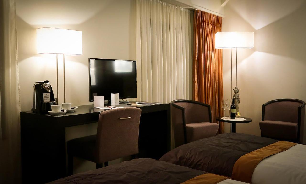 Hotel Van Eyck Маасейк Экстерьер фото